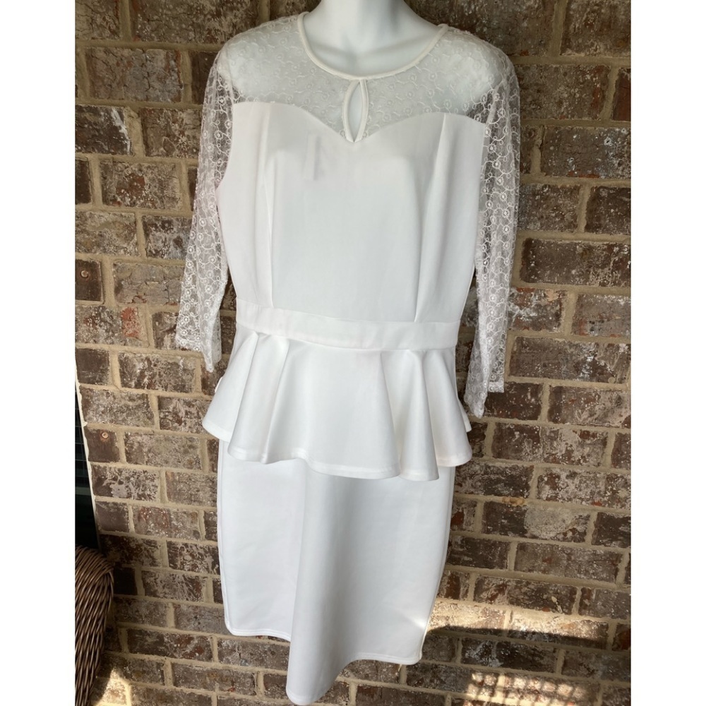 NEW WITH TAGS KAKTUS SIZE MEDIUM DRESS